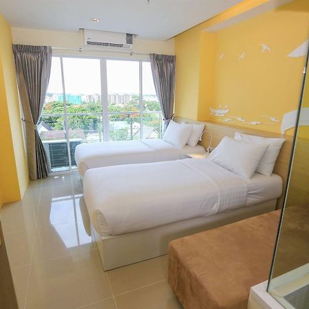Hotel R-Con Rest Sea Pattaya Esterno foto