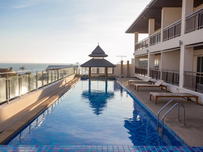 Hotel R-Con Rest Sea Pattaya Esterno foto