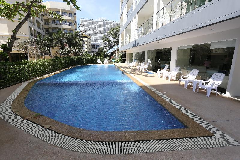 Hotel R-Con Rest Sea Pattaya Esterno foto